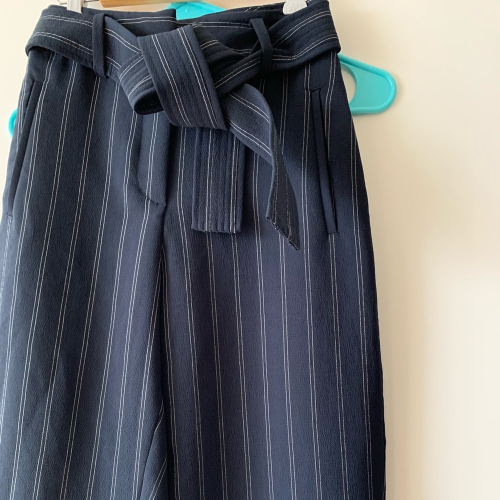 Aritzia Wilfred tie-front pants (Crepette)